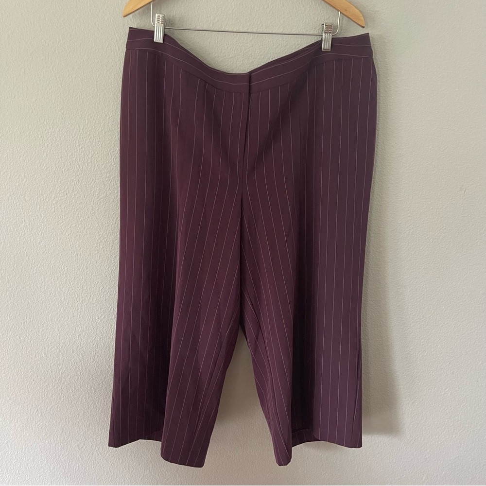 Monroe & Main Burgundy Pinstripe Wide Leg Crop Pants Size 18W NWT